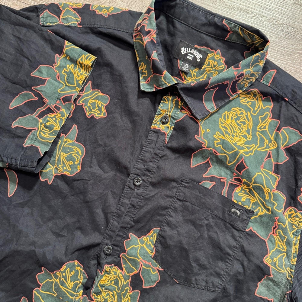 Billabong Shirt Mens M Black Floral 100% Cotton Surf Skate Aloha Hawaiian Button